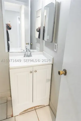 8480 SW 154th Cir Court Miami FL 33193
