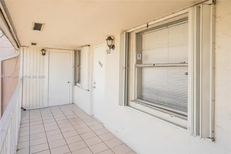 8480 SW 154th Cir Court Miami FL 33193