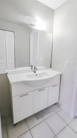 8480 SW 154th Cir Court Miami FL 33193