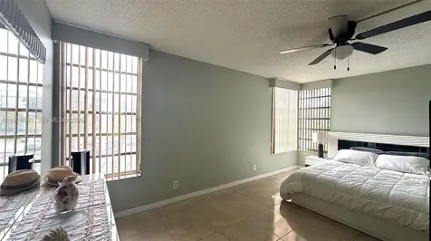 950 NE 199th Street Miami FL 33179