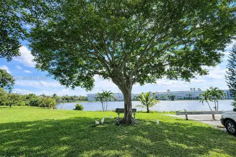950 NE 199th Street Miami FL 33179