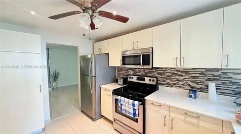 950 NE 199th Street Miami FL 33179
