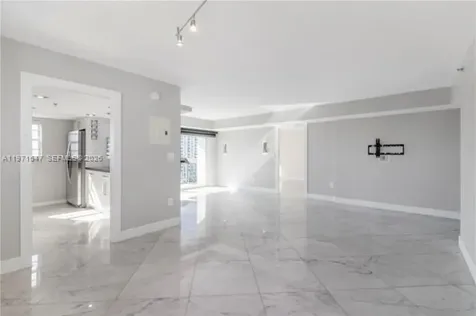 1345 West Avenue Miami Beach FL 33139