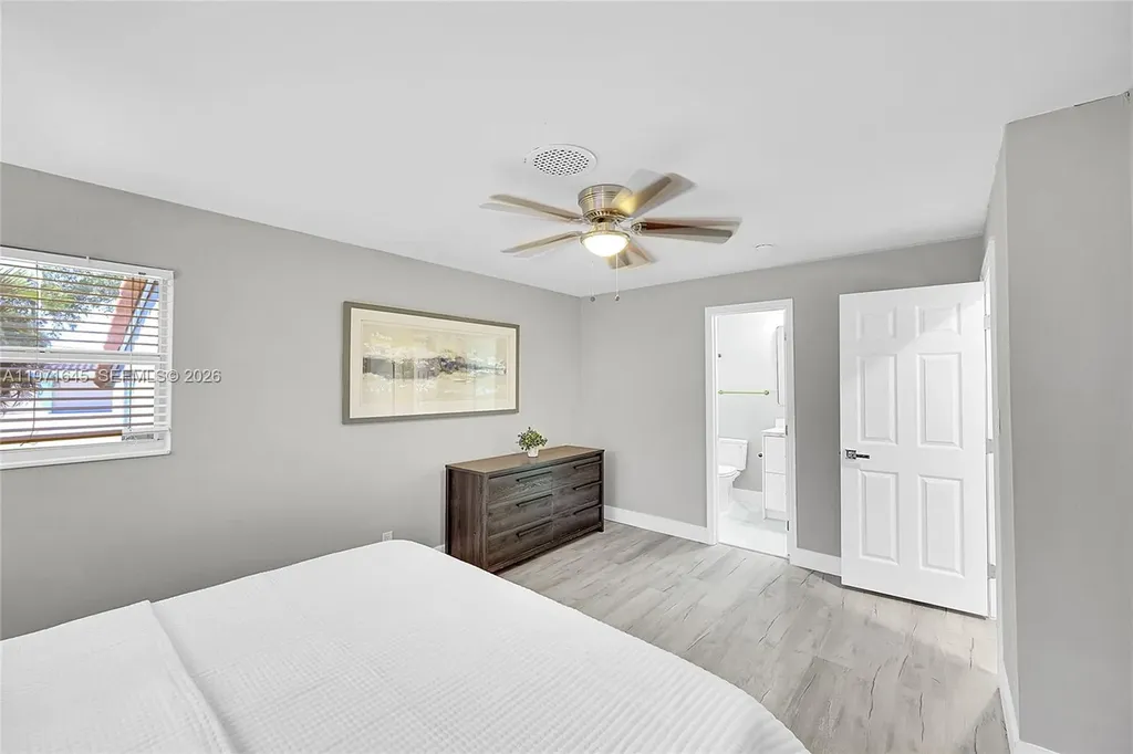 1950 NE 55th Court Fort Lauderdale FL 33308