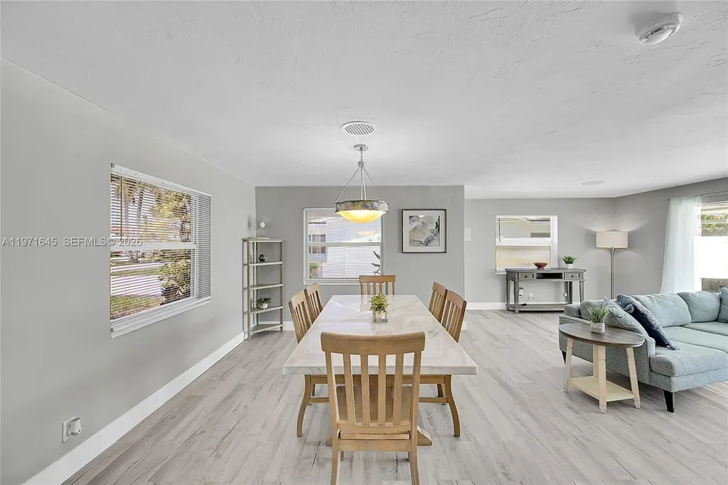 1950 NE 55th Court Fort Lauderdale FL 33308