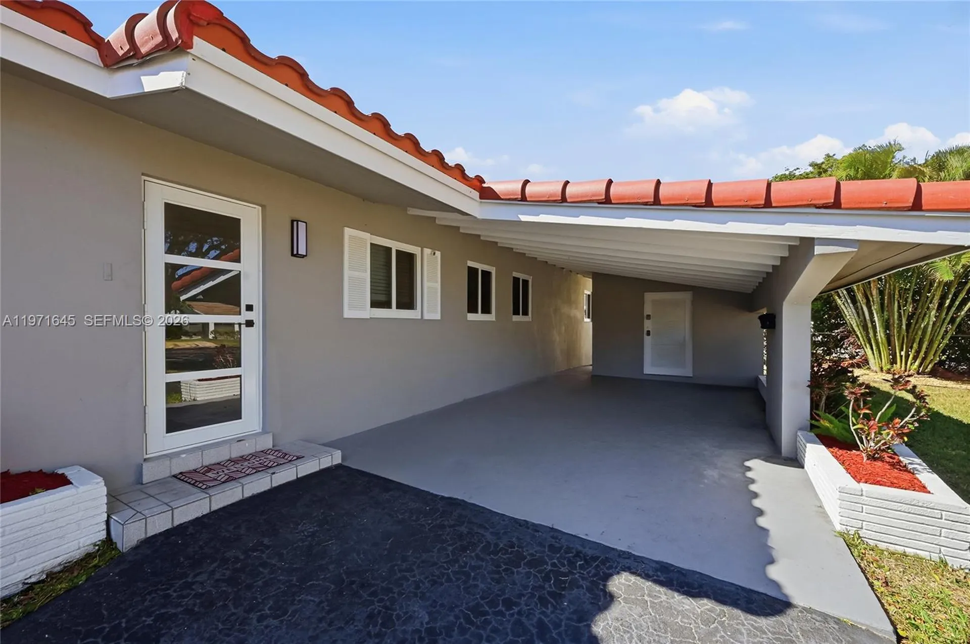 1950 NE 55th Court Fort Lauderdale FL 33308