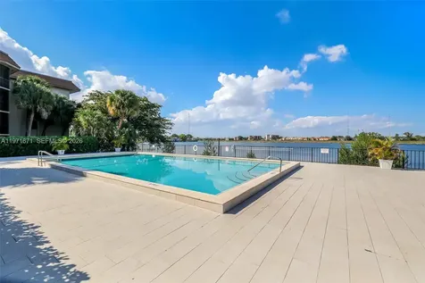 601 Ives Dairy Road Miami FL 33179