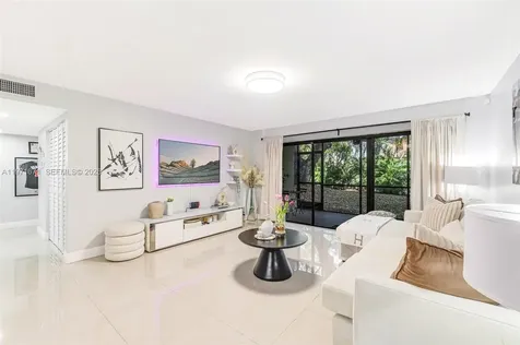 601 Ives Dairy Road Miami FL 33179