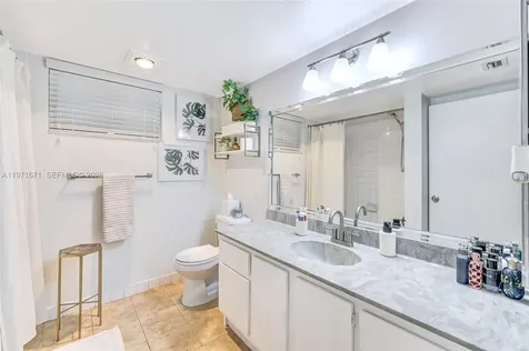 601 Ives Dairy Road Miami FL 33179