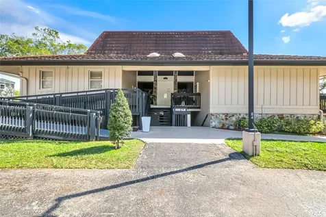 601 Ives Dairy Road Miami FL 33179