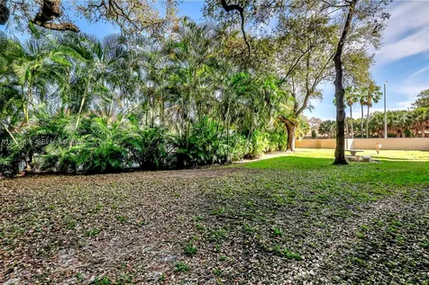 601 Ives Dairy Road Miami FL 33179