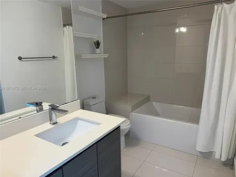 460 NE 28th Street Miami FL 33137
