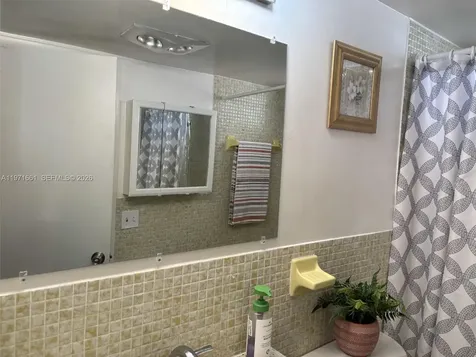 2903 Point East Drive Aventura FL 33160