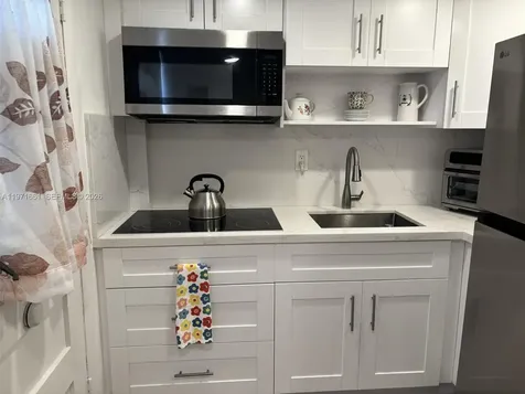 2903 Point East Drive Aventura FL 33160