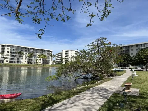 2903 Point East Drive Aventura FL 33160