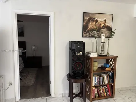 2903 Point East Drive Aventura FL 33160