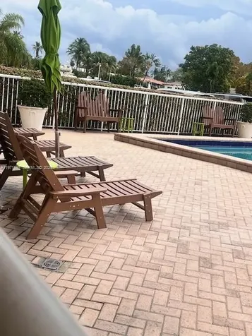 2000 NE 135th Street North Miami FL 33181