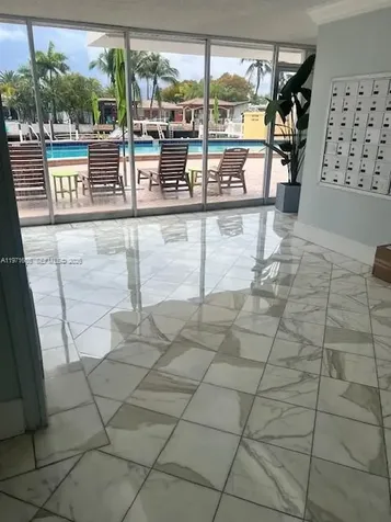 2000 NE 135th Street North Miami FL 33181