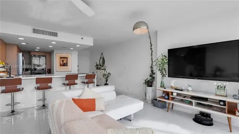 7601 E Treasure Drive Miami Beach FL 33141
