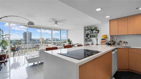 7601 E Treasure Drive Miami Beach FL 33141