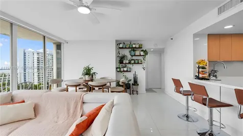 7601 E Treasure Drive Miami Beach FL 33141