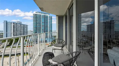7601 E Treasure Drive Miami Beach FL 33141