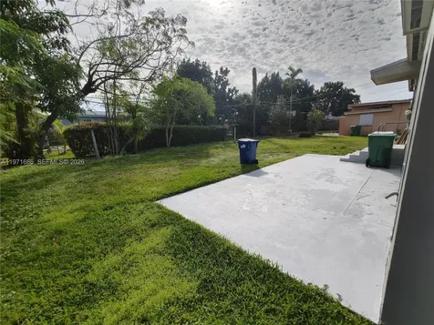 14901 NW 9th Court Miami FL 33168