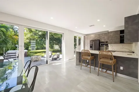 3166 Royal Palm Avenue Miami Beach FL 33140