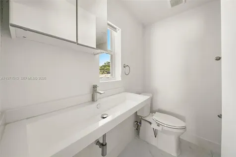 3166 Royal Palm Avenue Miami Beach FL 33140