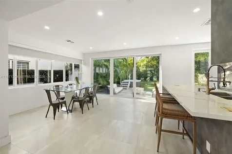 3166 Royal Palm Avenue Miami Beach FL 33140