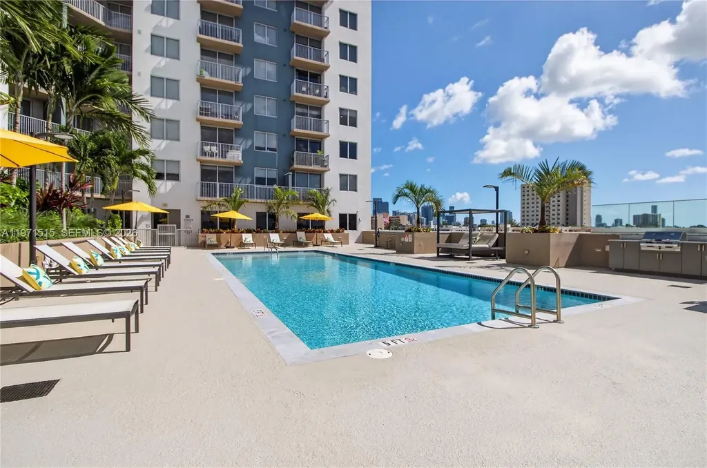 1110 NW 1 Street Miami FL 33128