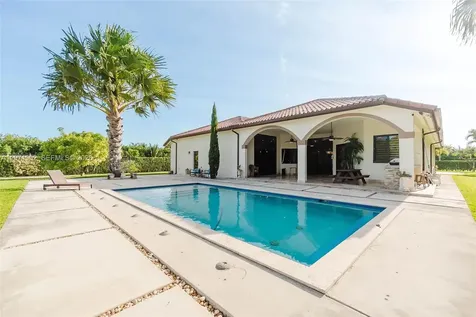 23525 SW 217th Avenue Homestead FL 33031