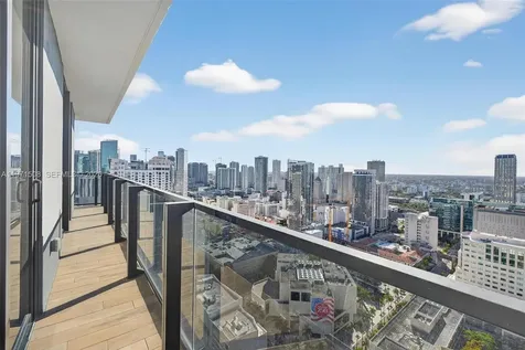 398 NE 5th Street Miami FL 33132