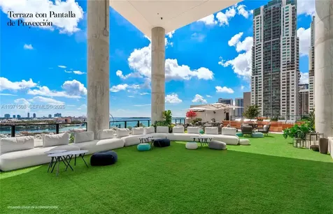 398 NE 5th Street Miami FL 33132