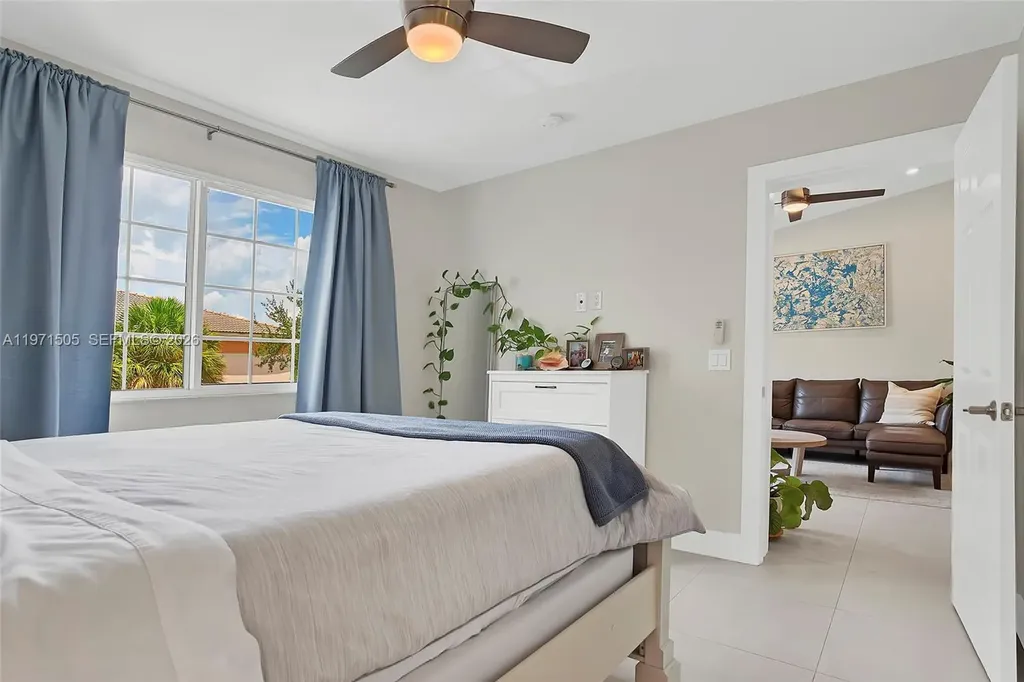 2009 SE 10th Avenue Fort Lauderdale FL 33316