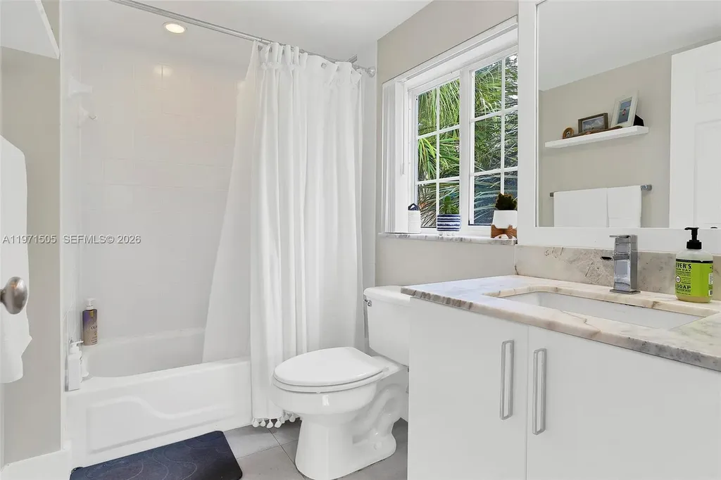 2009 SE 10th Avenue Fort Lauderdale FL 33316