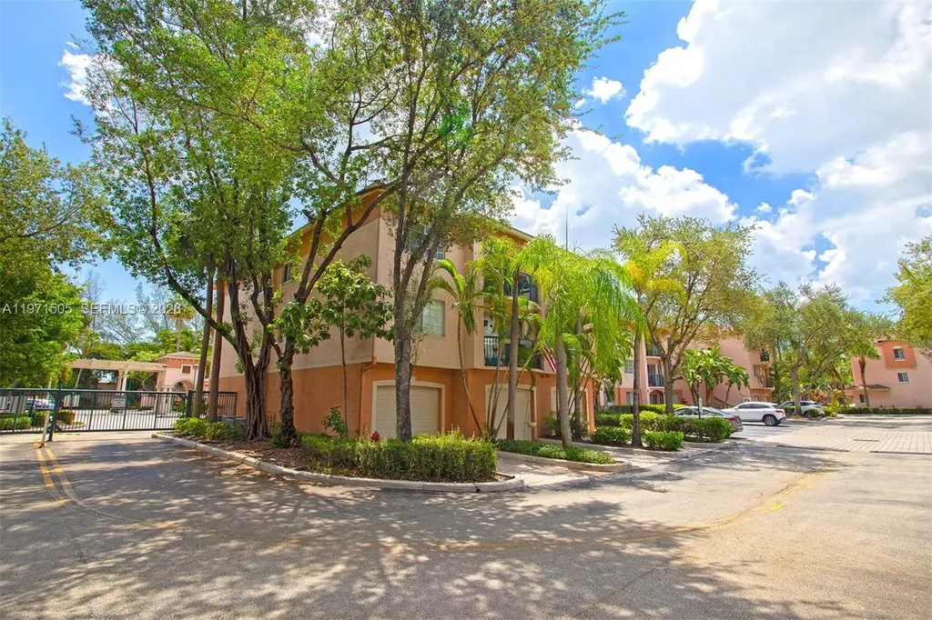 2009 SE 10th Avenue Fort Lauderdale FL 33316