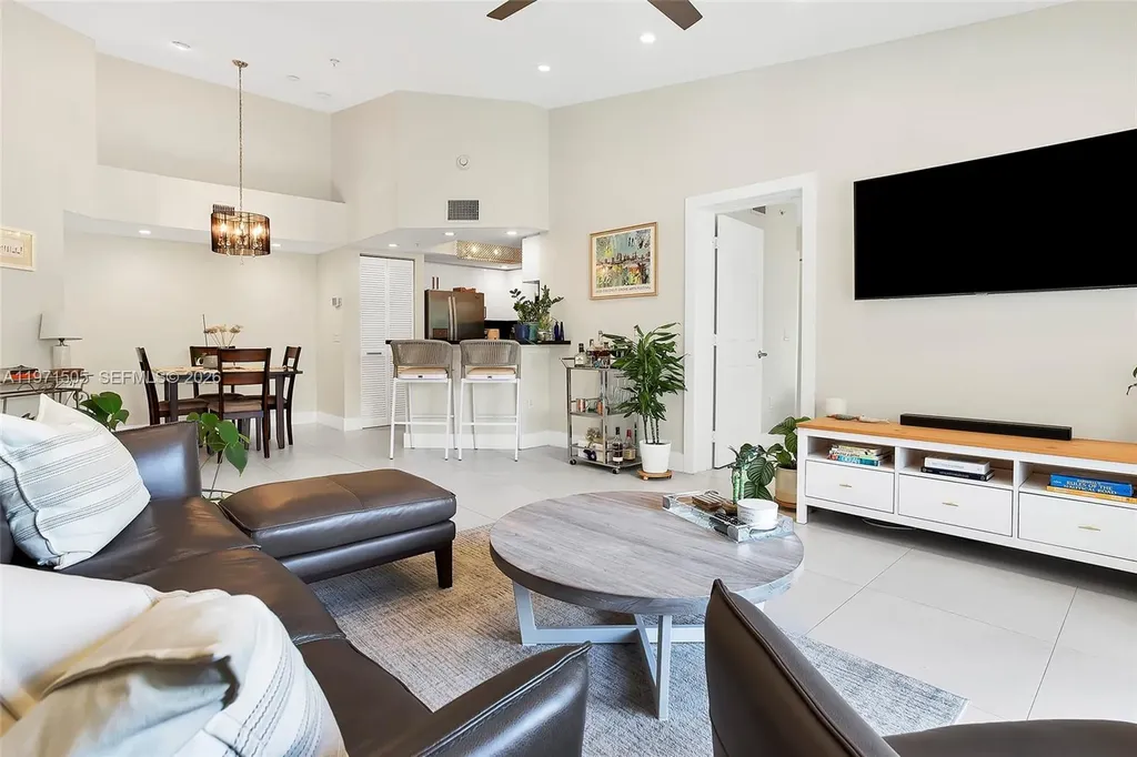 2009 SE 10th Avenue Fort Lauderdale FL 33316
