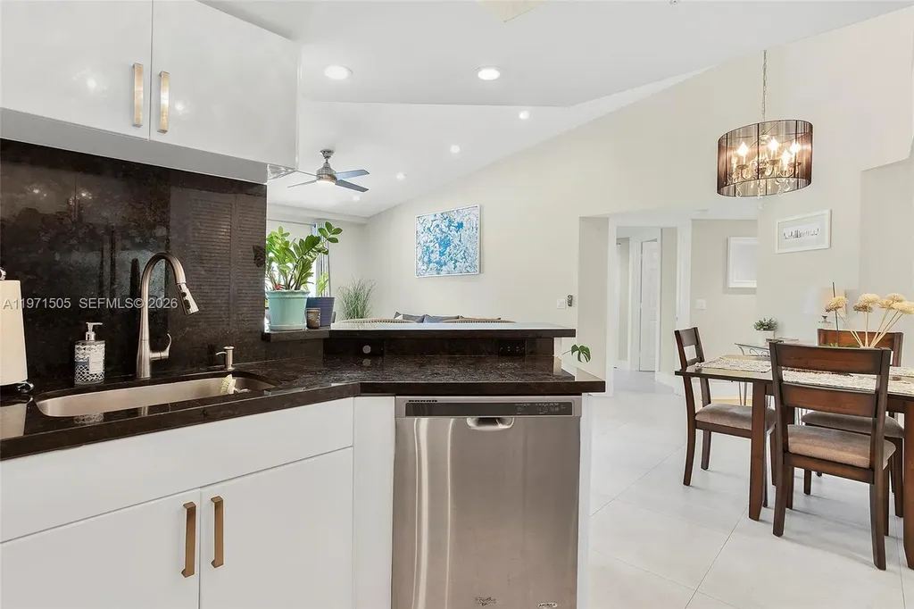 2009 SE 10th Avenue Fort Lauderdale FL 33316