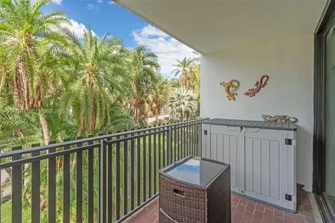 100 Ocean Lane Drive Key Biscayne FL 33149
