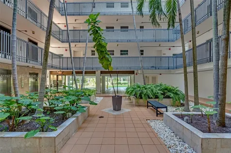 100 Ocean Lane Drive Key Biscayne FL 33149
