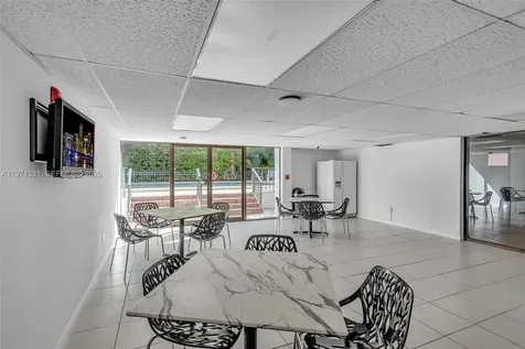 100 Ocean Lane Drive Key Biscayne FL 33149
