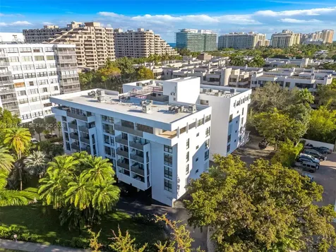 100 Ocean Lane Drive Key Biscayne FL 33149