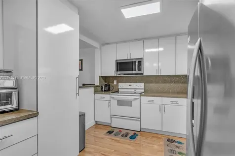 100 Ocean Lane Drive Key Biscayne FL 33149