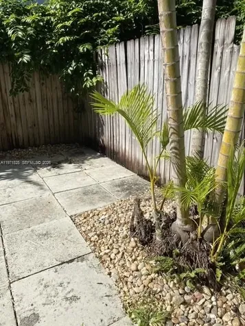 2539 S Bayshore Drive Miami FL 33133