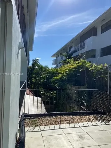 2539 S Bayshore Drive Miami FL 33133