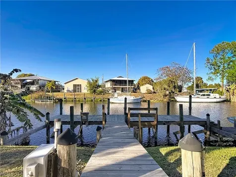 1071 Schooner Lane Moore Haven FL 33471