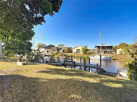 1071 Schooner Lane Moore Haven FL 33471