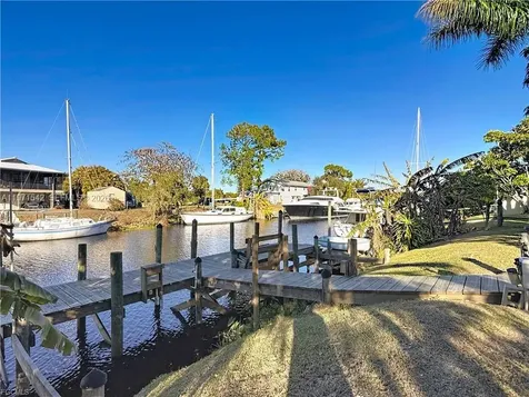 1071 Schooner Lane Moore Haven FL 33471