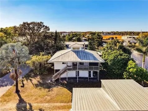 1071 Schooner Lane Moore Haven FL 33471